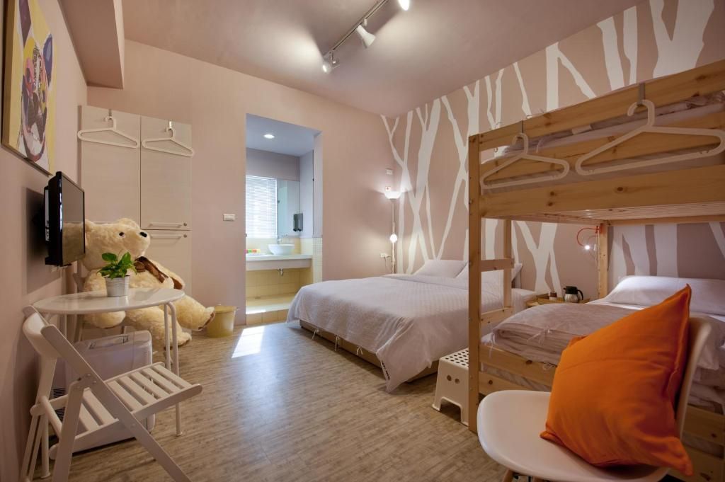 理歐111民宿-巨蛋瑞豐館