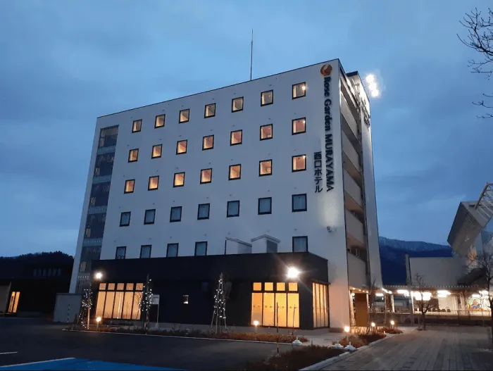 村山西口飯店(MURAYAMA West Entrance Hotel)