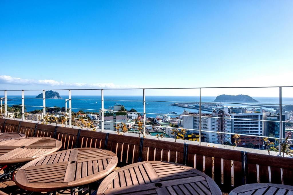 菲斯特70號飯店