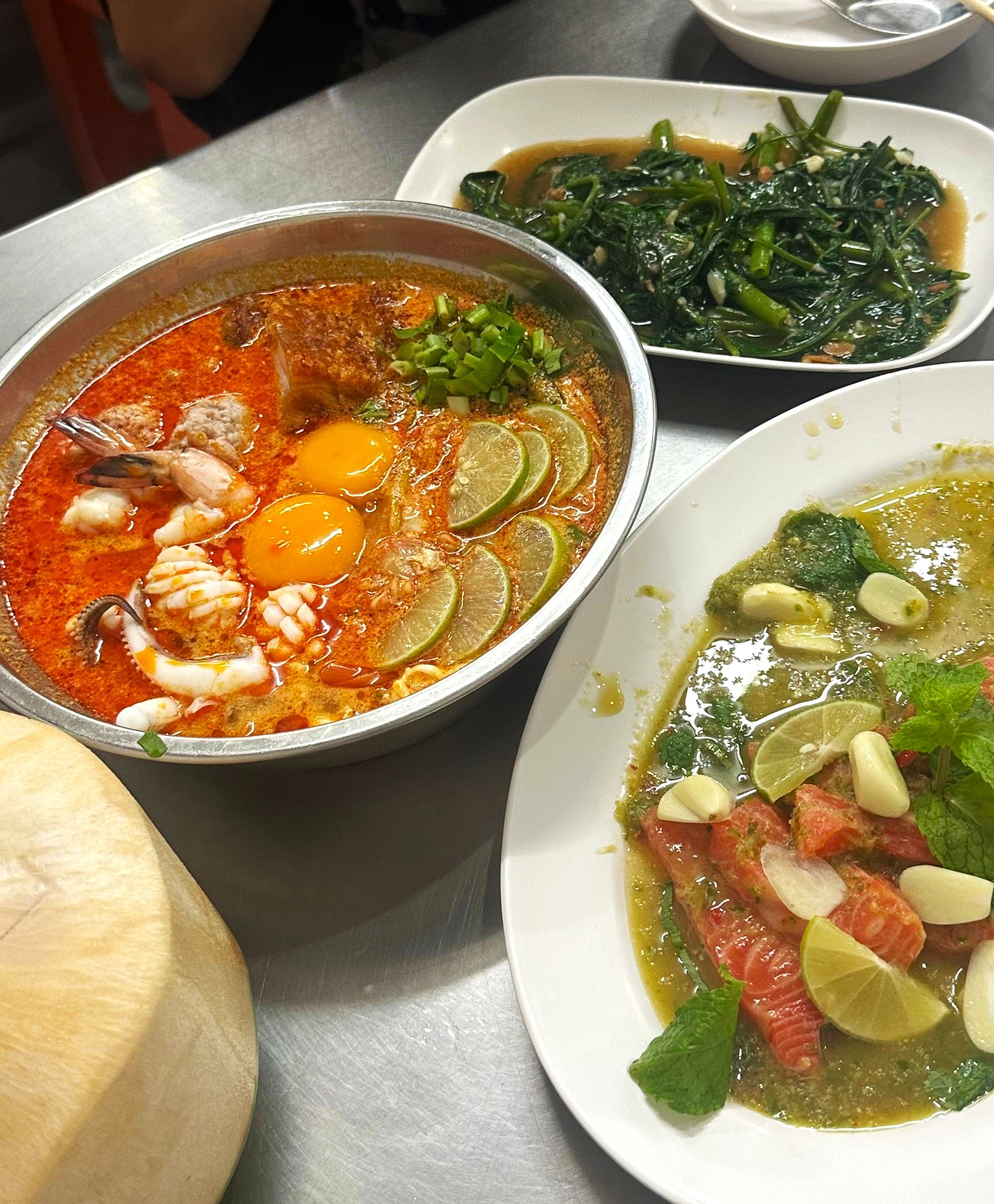 Jeh O Chula 冬蔭功媽媽麵海鮮鍋.jpeg