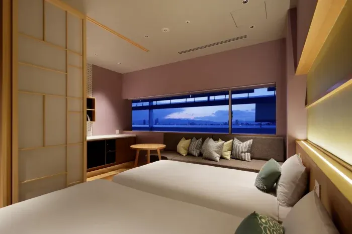 OMO7-Osaka-by-Hoshino-Resorts-房間-700x466.webp