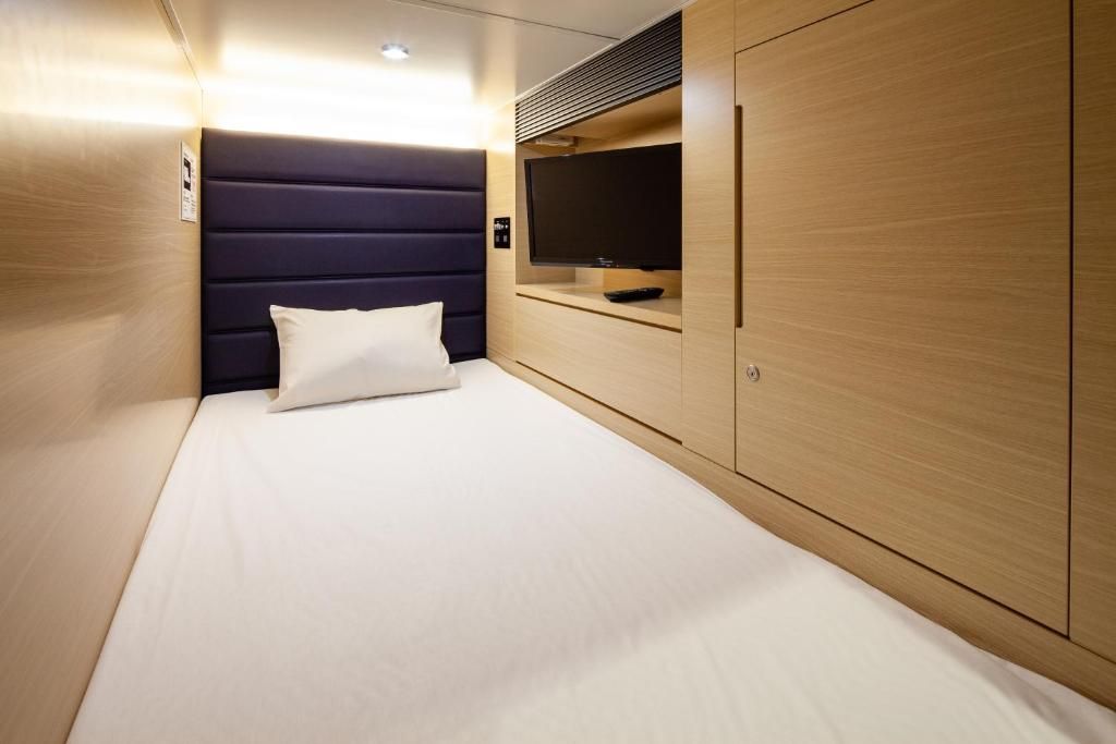 Y's膠囊飯店 - 那霸國際通