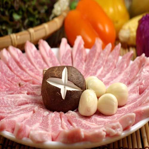 肉倉庫 (고기창고)