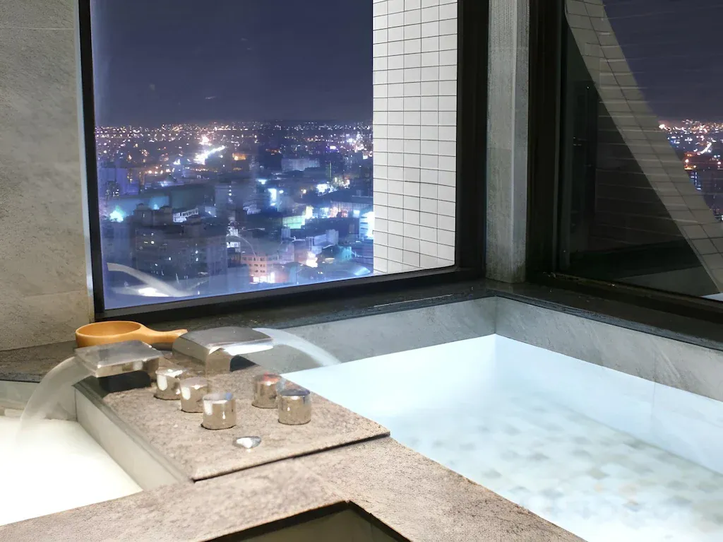 村却國際溫泉酒店