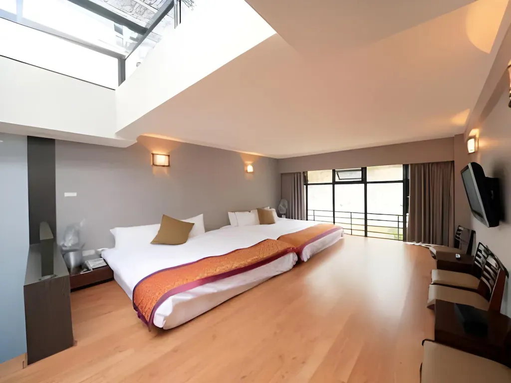 青雅泥漿溫泉精品會館