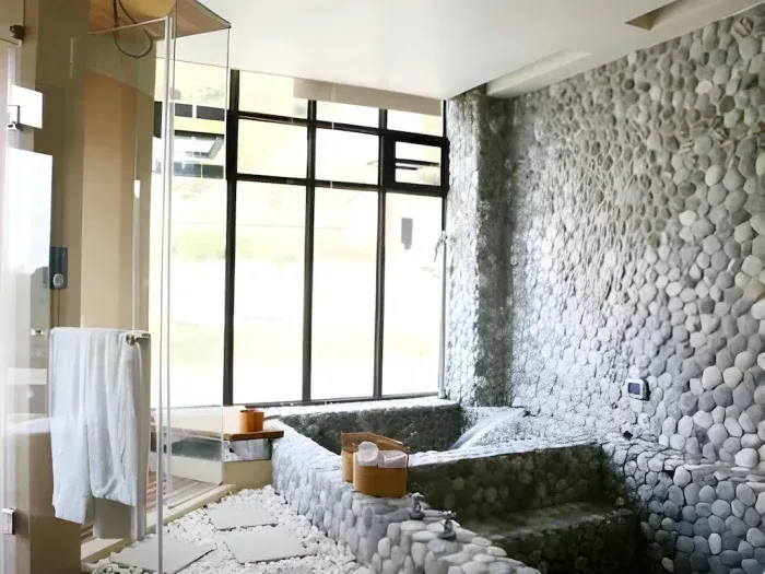 青雅泥漿溫泉精品會館