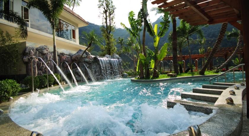 會來尖石溫泉渡假村