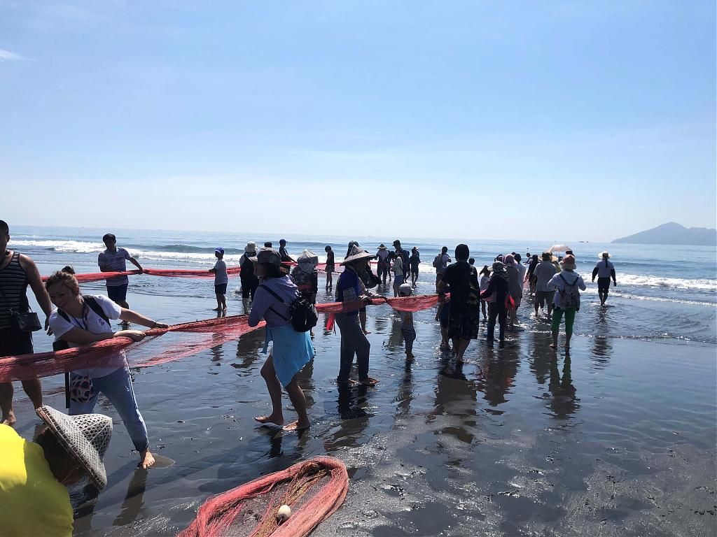 深度必訪宜蘭頭城景點一日遊-百年漁法牽罟捕魚體驗
