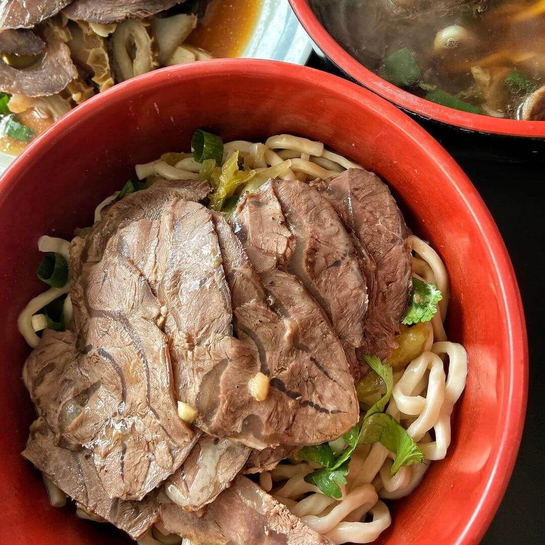 美東芳牛肉麵.jpg
