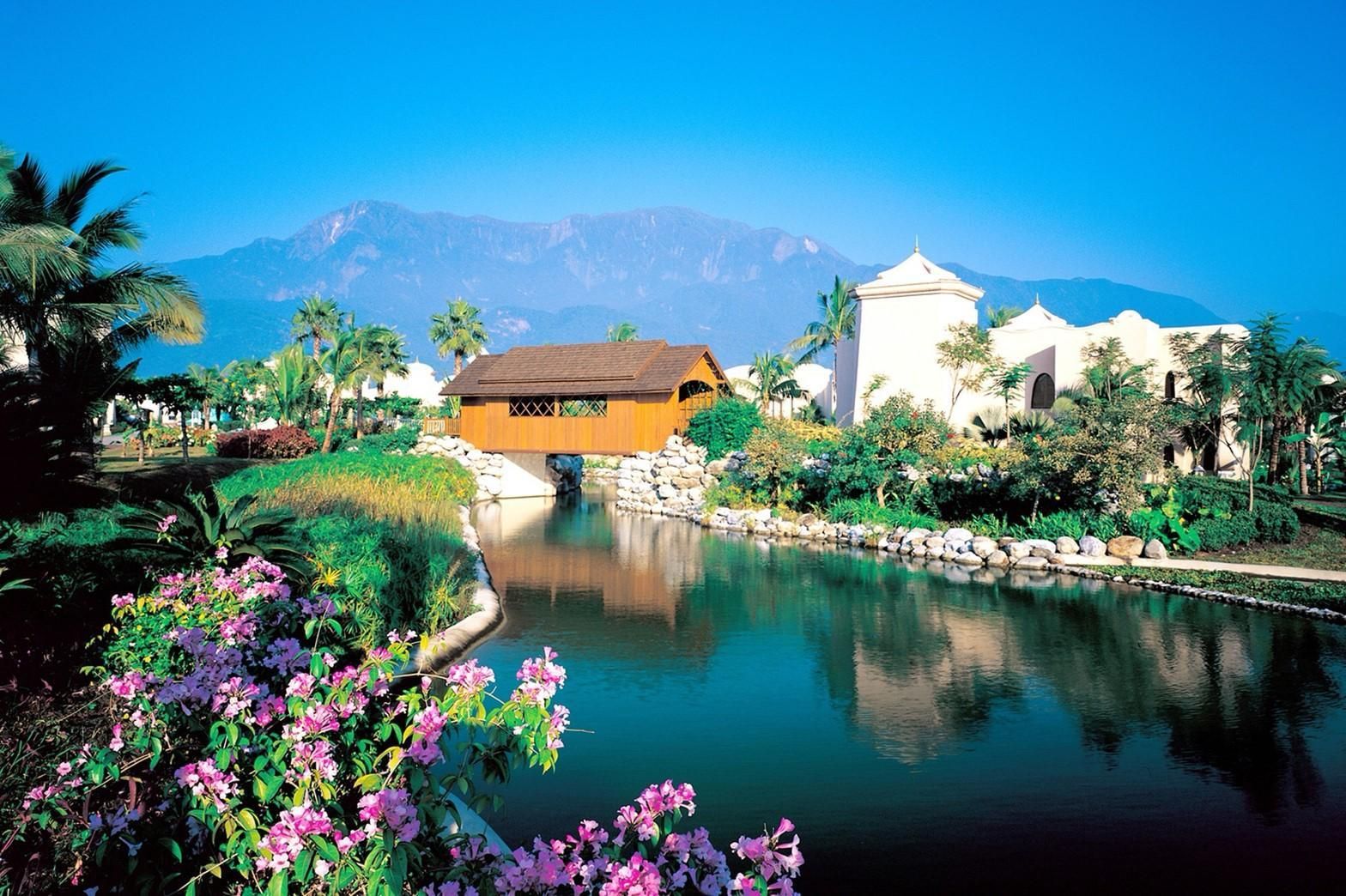 理想大地渡假飯店